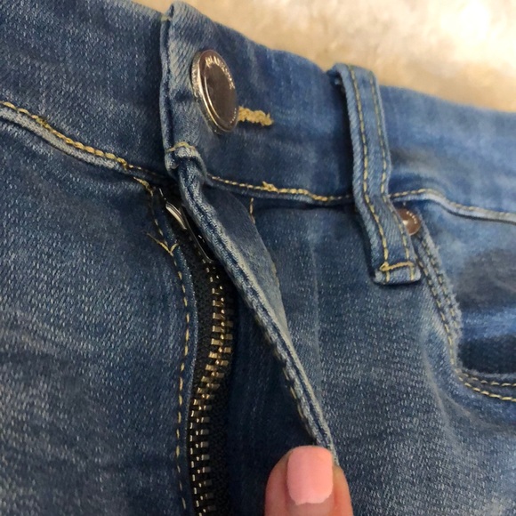 BLANK NYC Denim Wedge Short, NWT, size 26 - Picture 5 of 5